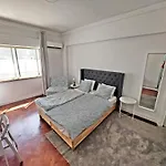 Konukevi Accomodation O B G Lisboa