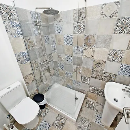 בית הארחה Obrigado